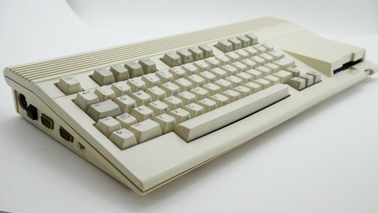 Ultra Rare Commodore 65 Prototype Sold on eBay Auction for $50,000