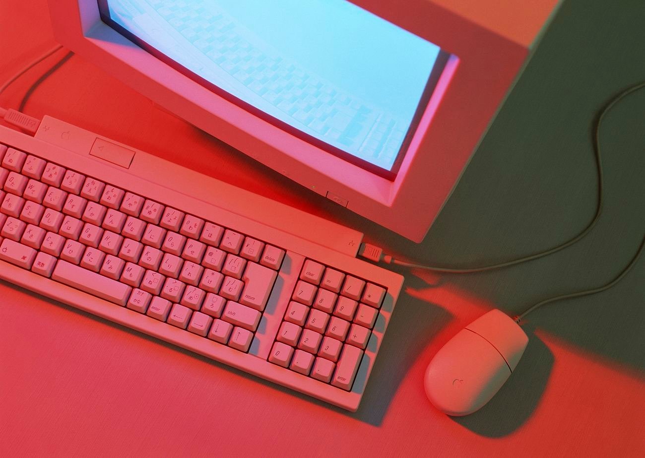 Free red computer image